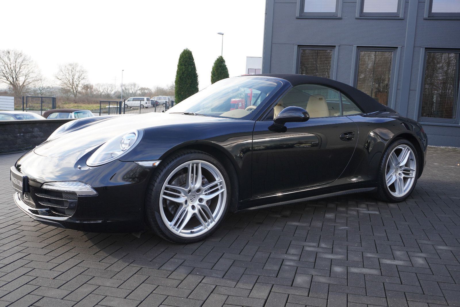 Fahrzeugabbildung Porsche 991 Carrera 4 Cabriolet