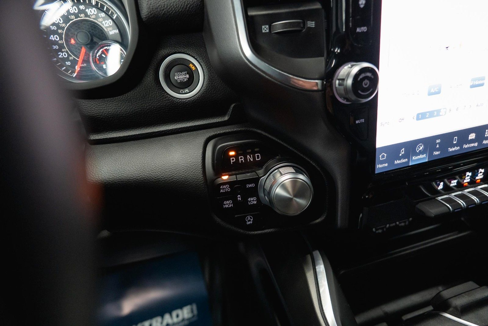Fahrzeugabbildung Dodge RAM 5.7 V8 HEMI 4x4 LARAMIE TRX OFFROAD PAKET