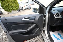MERCEDES-BENZ B 180 Urban PDC NAVI 35tkm Sitzhz.