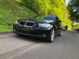 BMW 320i touring M Paket Pano Klimaautomatik AHK  - BMW 320 aus 2007: Kombi, 320i