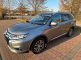 Mitsubishi Outlander 2.2 DI-D Plus ClearTec 2WD Plus - Mitsubishi Outlander in Rostock