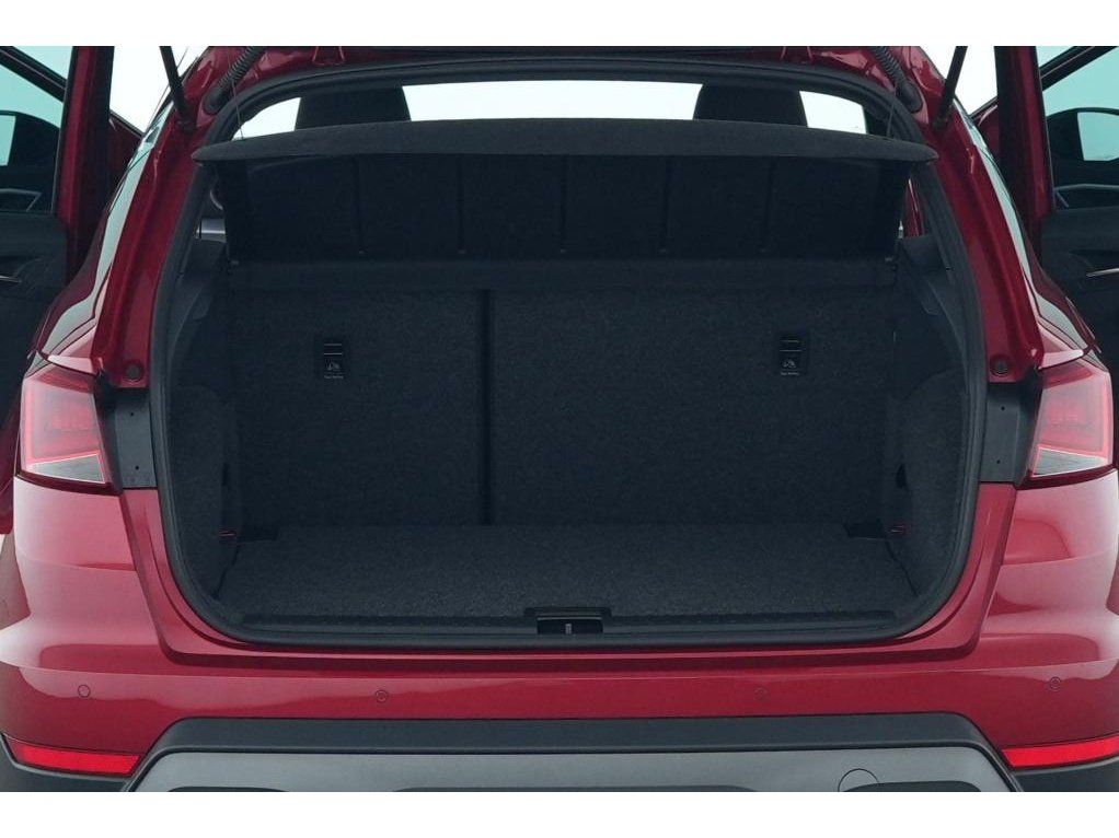Fahrzeugabbildung SEAT Arona FR TSI DSG*Navi*Cam*LED*PDC*Sitzhzg*ACC*