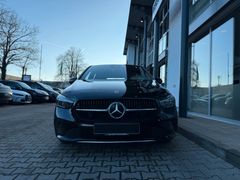 MERCEDES-BENZ B 180/ LENKRADHEIZUNG/ LED/ NAVI/ SPURASSISTENT MERCEDES-BENZ B 180/ LENKRADHEIZUNG/ LED/ NAVI/ SPURASSISTENT