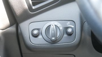 Ford Kuga - 11