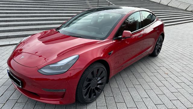 Tesla Model 3 Performance - Neuzustand