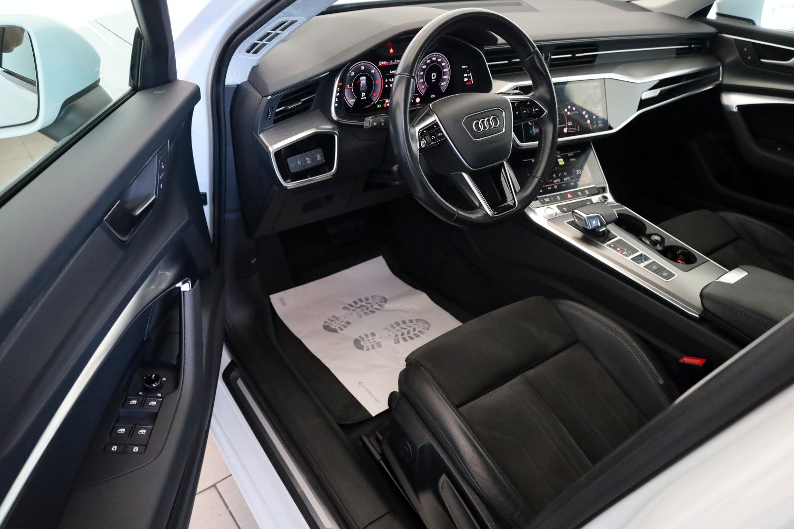 Fahrzeugabbildung Audi A6 Avant 40 TDI sport T.Leder,Navi,LED,ACC,SR+WR