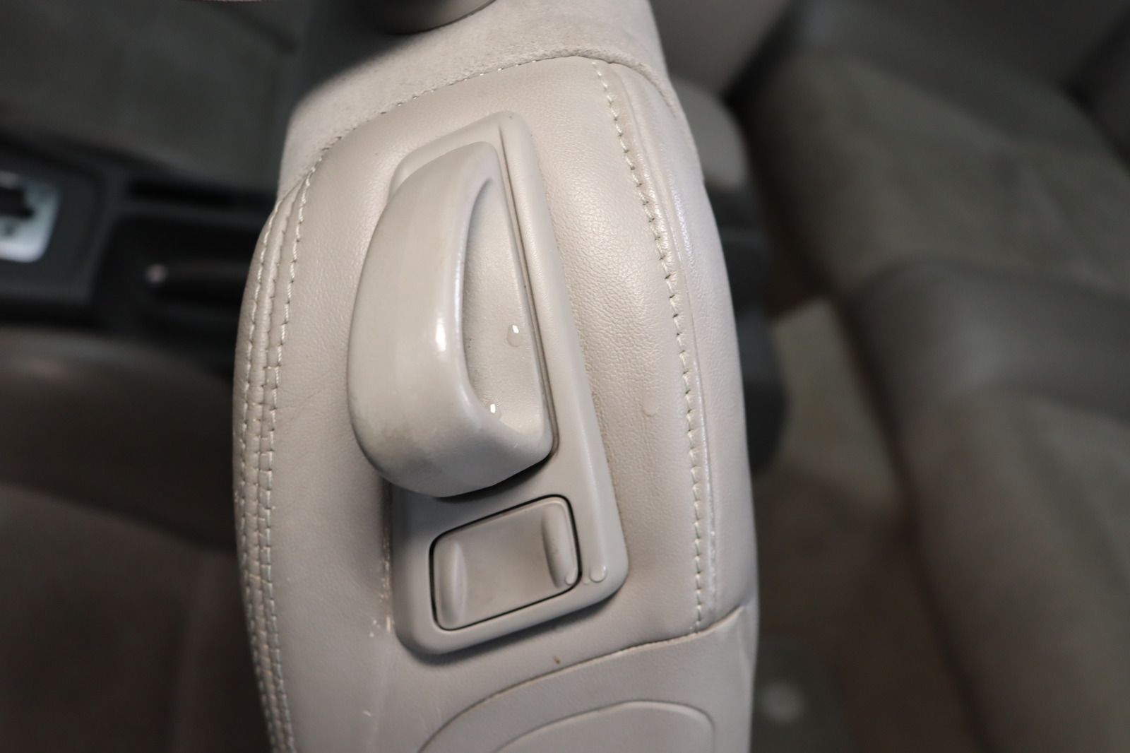 Fahrzeugabbildung Audi A4 Cabriolet 2.0 TDI Top-Zustand * Automatik