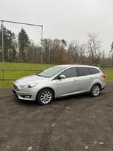 Ford Focus 1,5 TDCi 88kW Titanium*Xenon*PDC*AHK