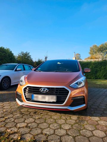 Hyundai i30 1.6 Turbo - PANO/RF-KAMERA/XEN...