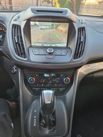 Ford Kuga - 12