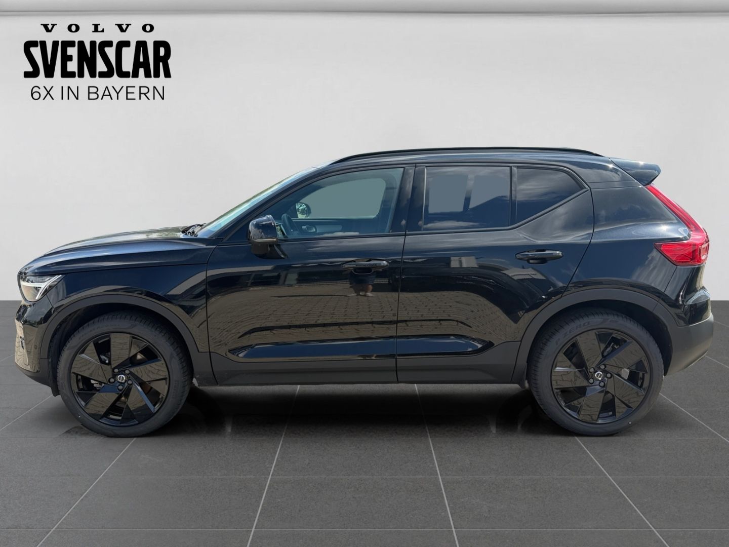 Volvo XC40 Plus Black Edition 2WD Digitales Cockpit Me imagem 2
