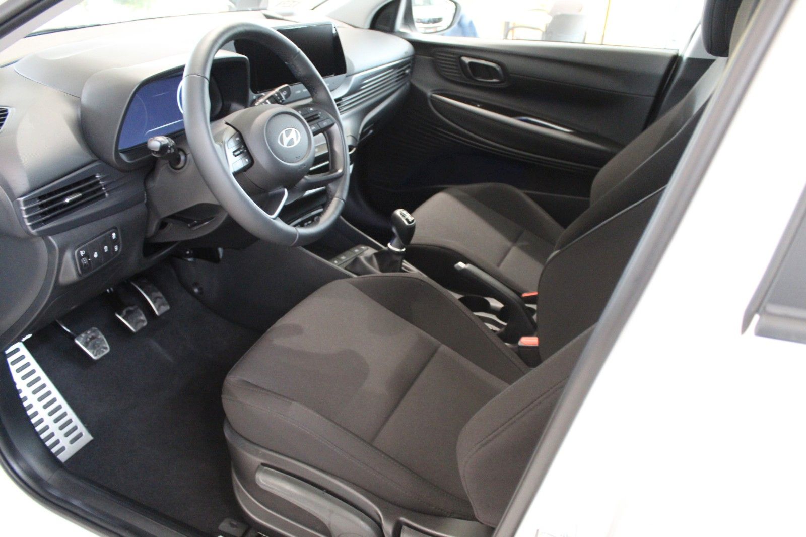 Fahrzeugabbildung Hyundai BAYON Trend*RFK*PDC*SHZ*LHZ*Navi*