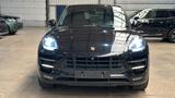 Porsche Macan Turbo mit Performance Paket - Porsche Macan: Turbo