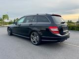 Mercedes-Benz C 63 AMG C 63 T AMG AMG - Mercedes-Benz Kombi aus dem Jahr 2010
