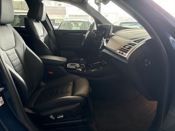 BMW iX3 M SPORT Gestiksteuerung Head-Up HK HiFi DAB