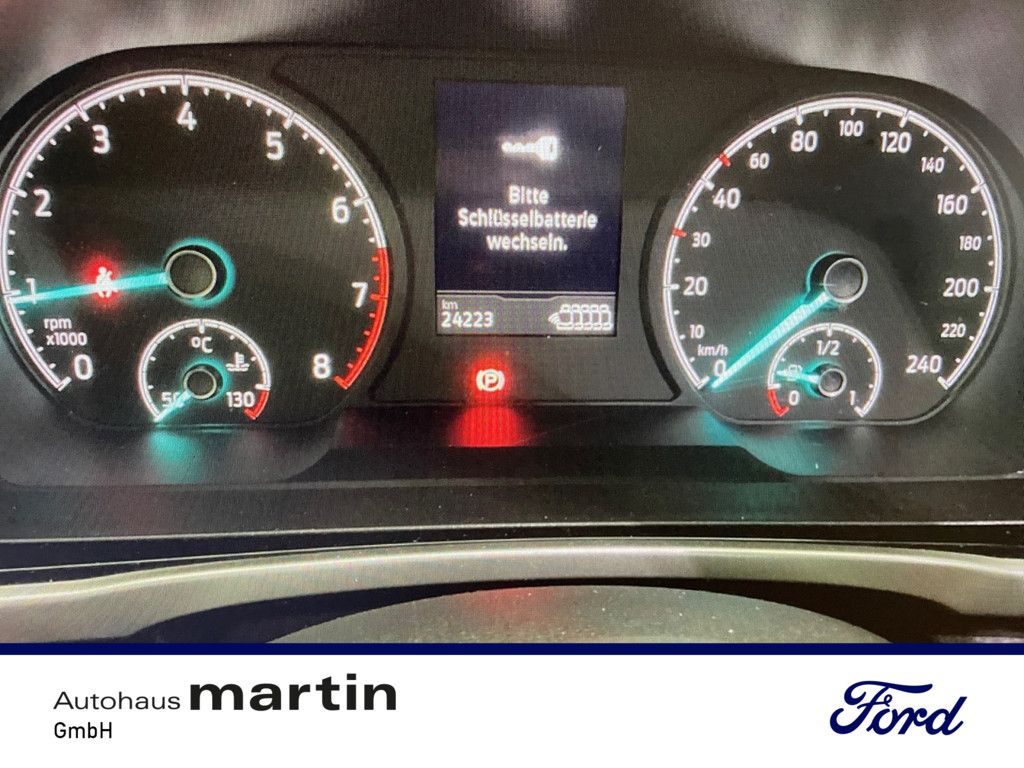 Fahrzeugabbildung Ford Tourneo Connect 1.5 Grand Active KAMERA NAVI LED