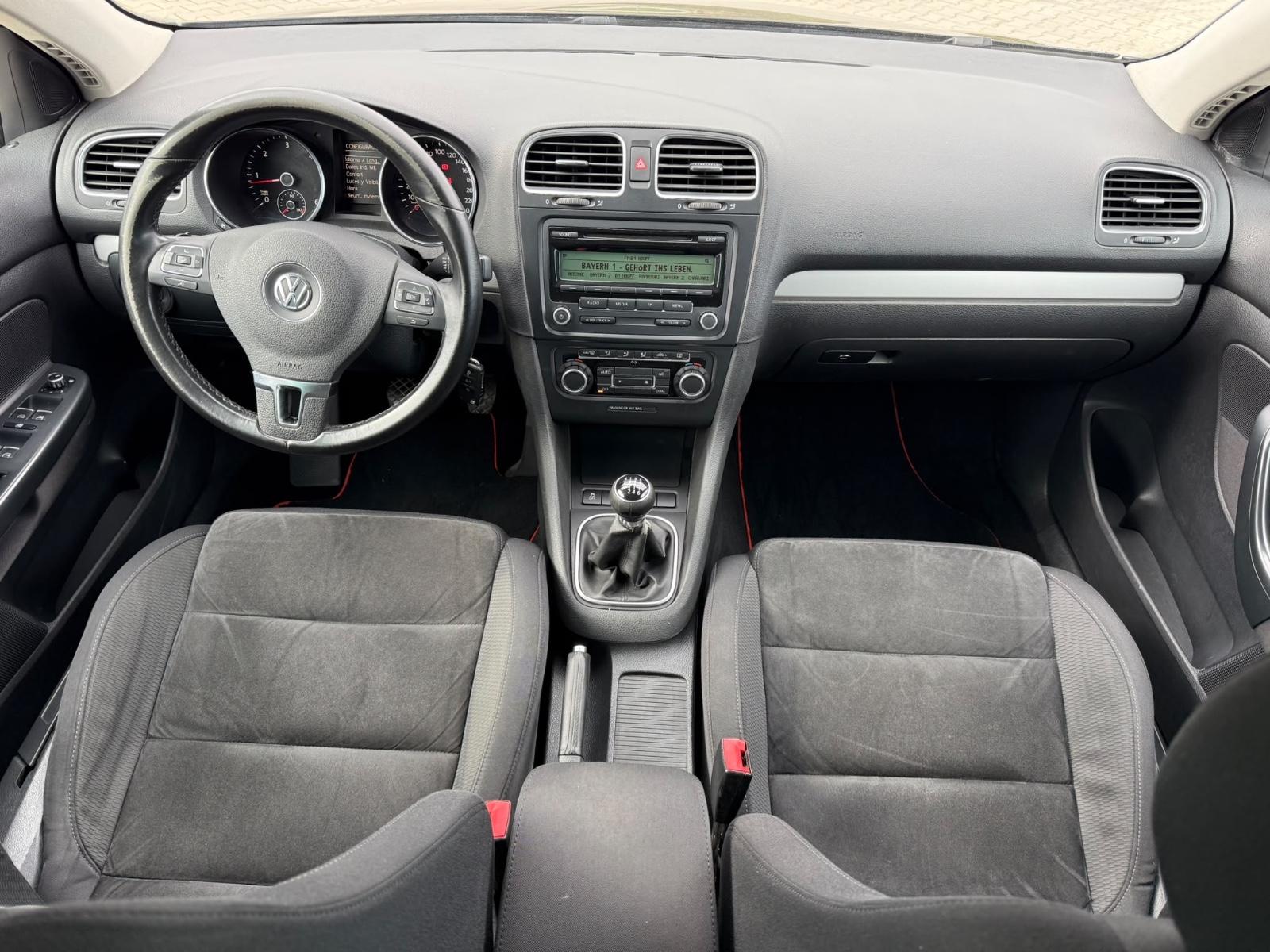 Volkswagen Golf 2010 — photo 10