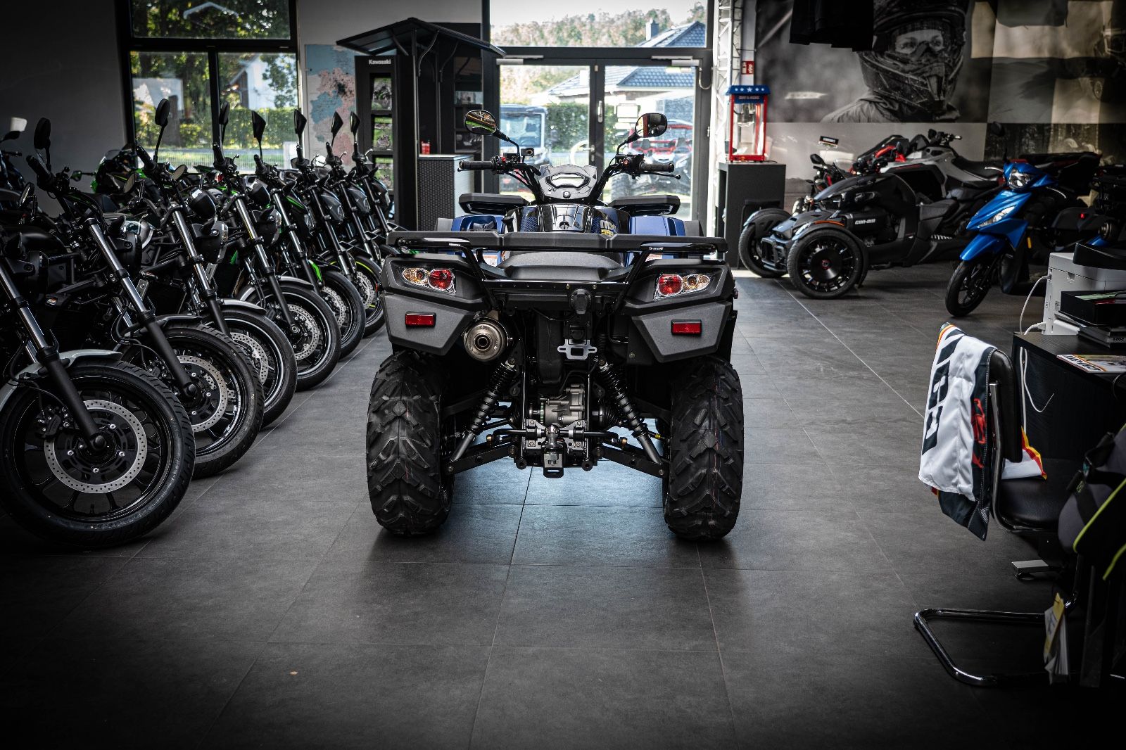 Fahrzeugabbildung Kymco MXU 550 i