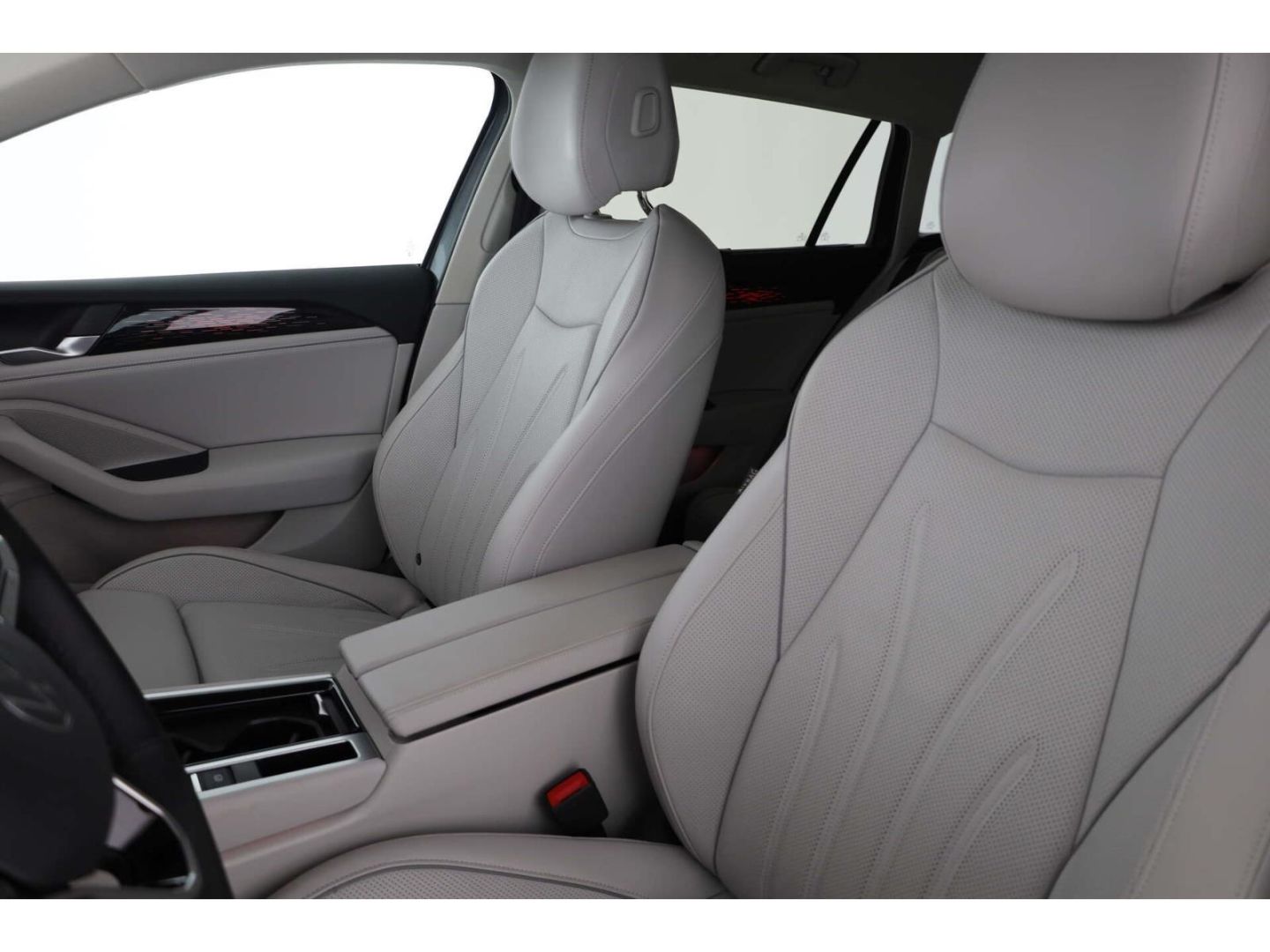 Volkswagen Passat - Bild 12