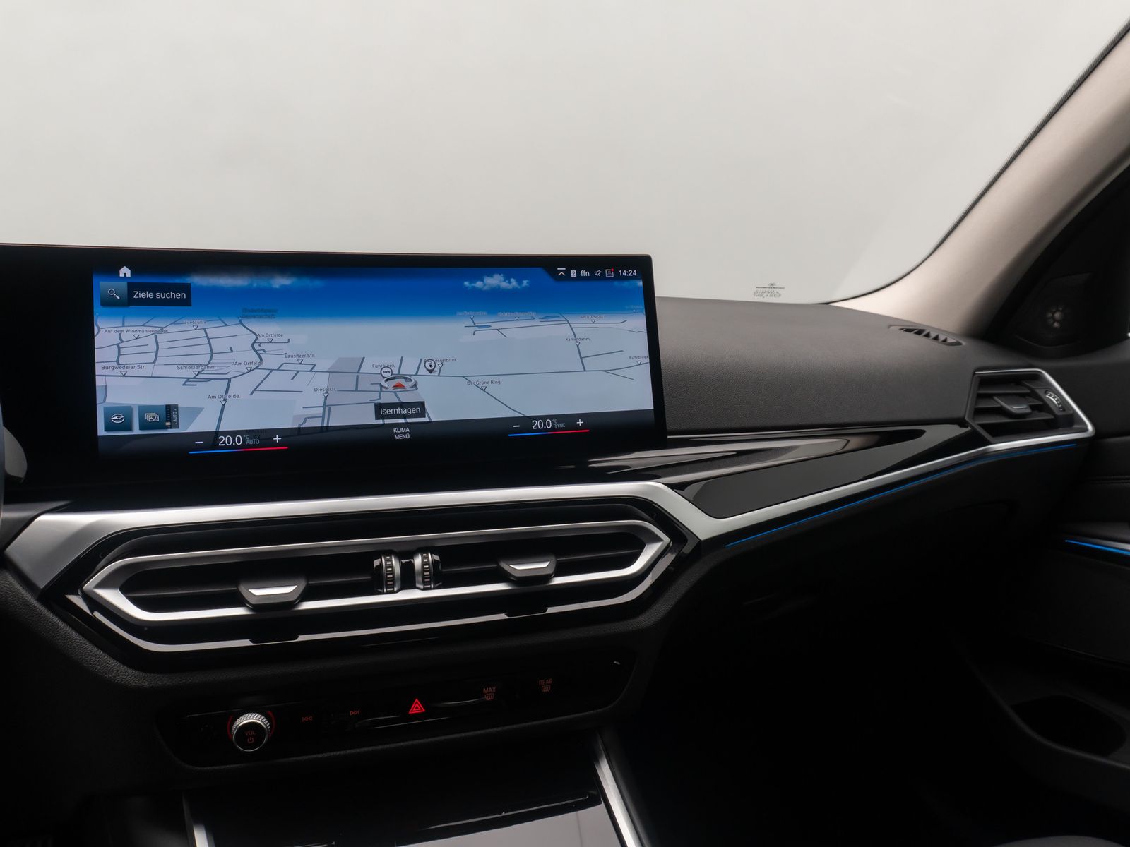 Fahrzeugabbildung BMW 320e DAB Kamera Alarm H/K Sport Leder Komfort