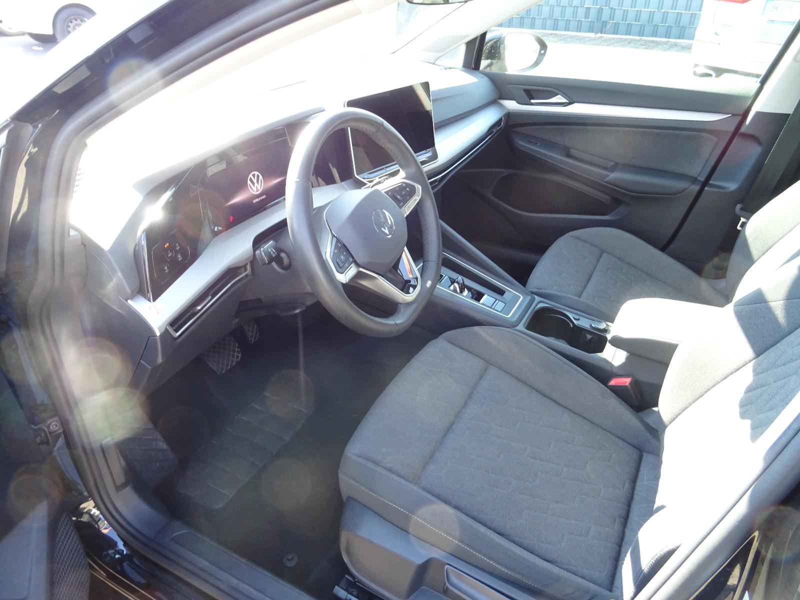Volkswagen Golf VIII Lim. Life 1.5 eTSI LED Navi PDC Temp., миниатюра 7