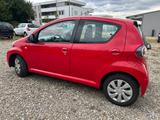 Toyota Aygo (X) 1,0-l-VVT-i Connect Klima Navi HU 03/27 - Toyota: Aygo Connect