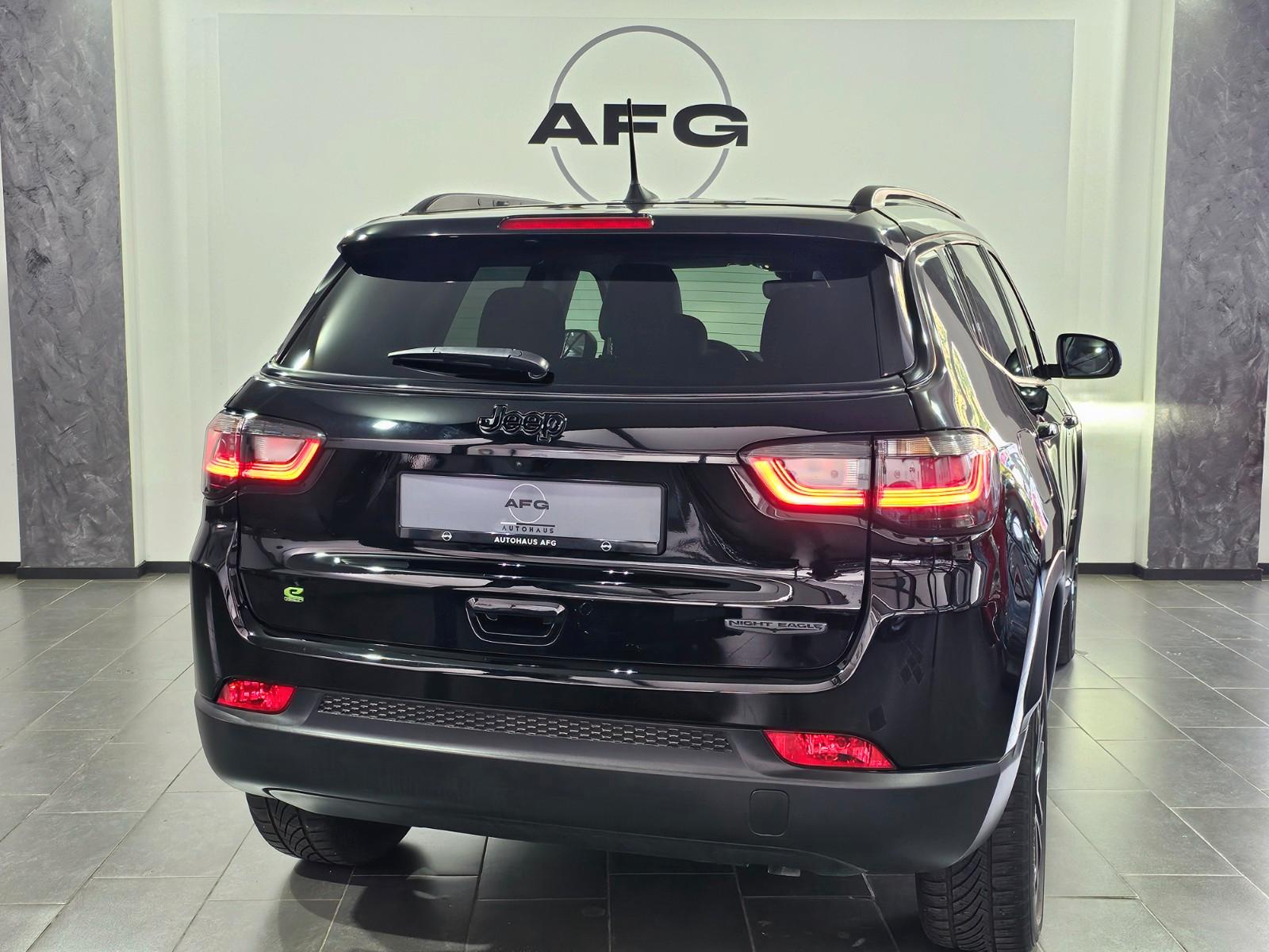 Jeep Compass Night Eagle Mild-Hybrid FWD*1.HAND