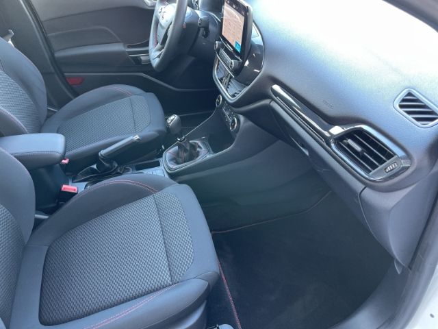 Fahrzeugabbildung Ford Fiesta 1.0 EcoBoost M-Hybrid ST-Line Sitzheizung