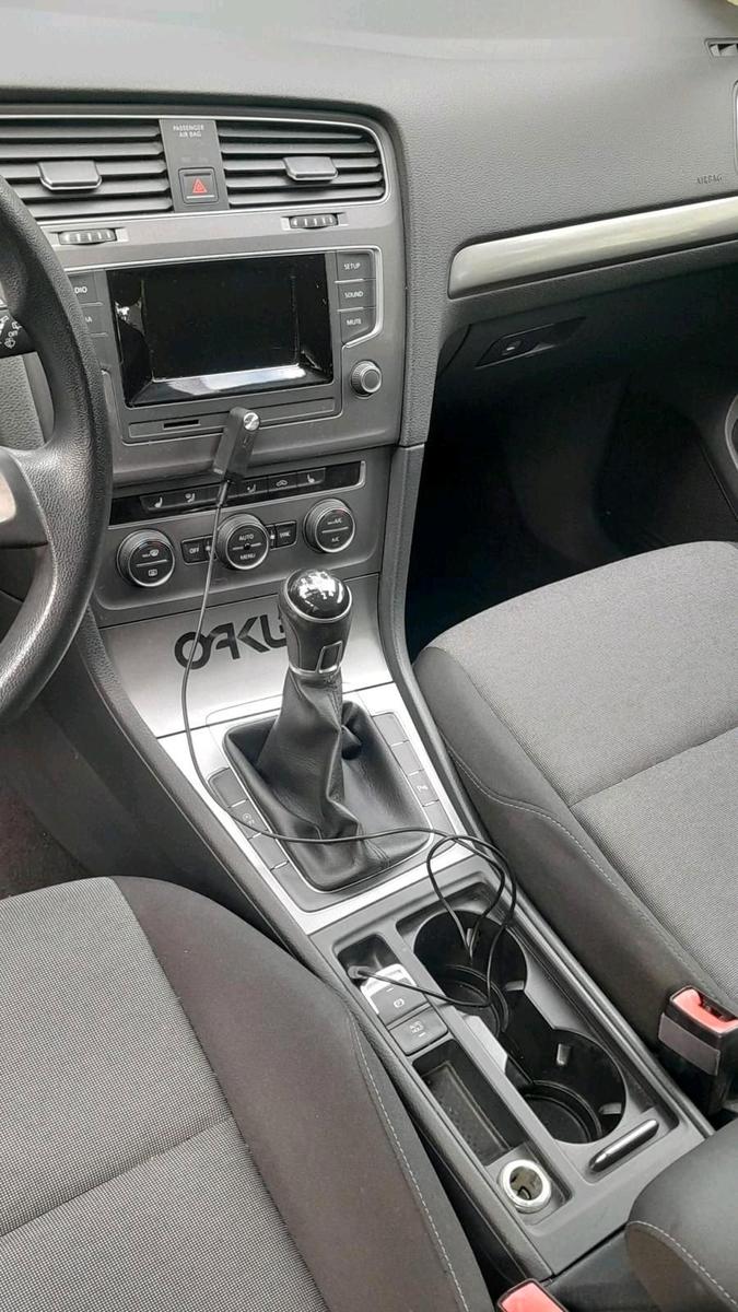 Volkswagen Golf 2015 — engine 110 HP (81kW)
