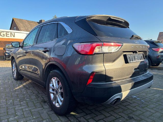 Ford Kuga Plug-In Hybrid Titanium