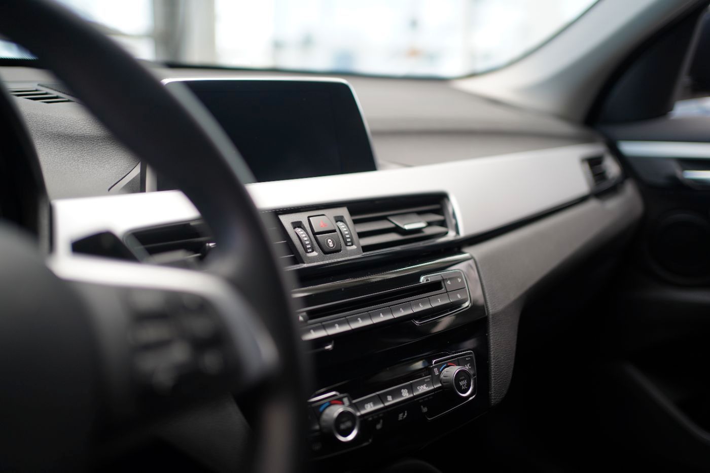 Fahrzeugabbildung BMW X1 20i Advantage +Navi+Parkassist+DrivingAssist+