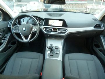 BMW 320 - 6