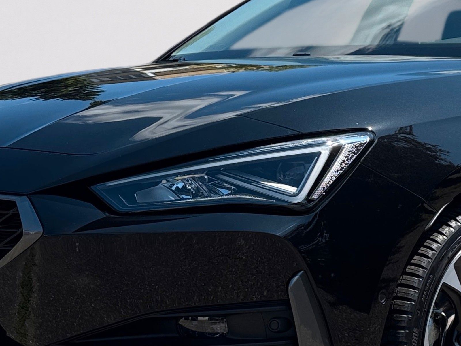 Fahrzeugabbildung CUPRA Leon 1.5 eTSI