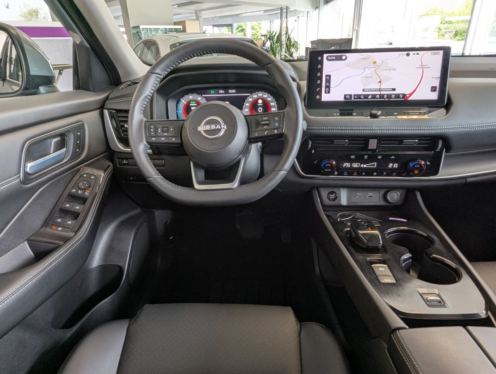 Fahrzeugabbildung Nissan X-Trail 1.5 e-Power N-Connecta ACC 360 Navi 12"