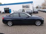 BMW 320 i, Comfort Paket, Klimaautom., 1. Hand, PDC - BMW 320 mit Benzin-Antrieb: Limousine, Schaltgetriebe