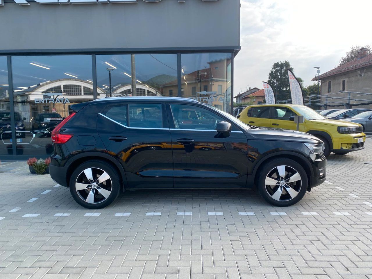 Volvo XC40 1.5 t5 phev Inscription auto my21 imagem 3