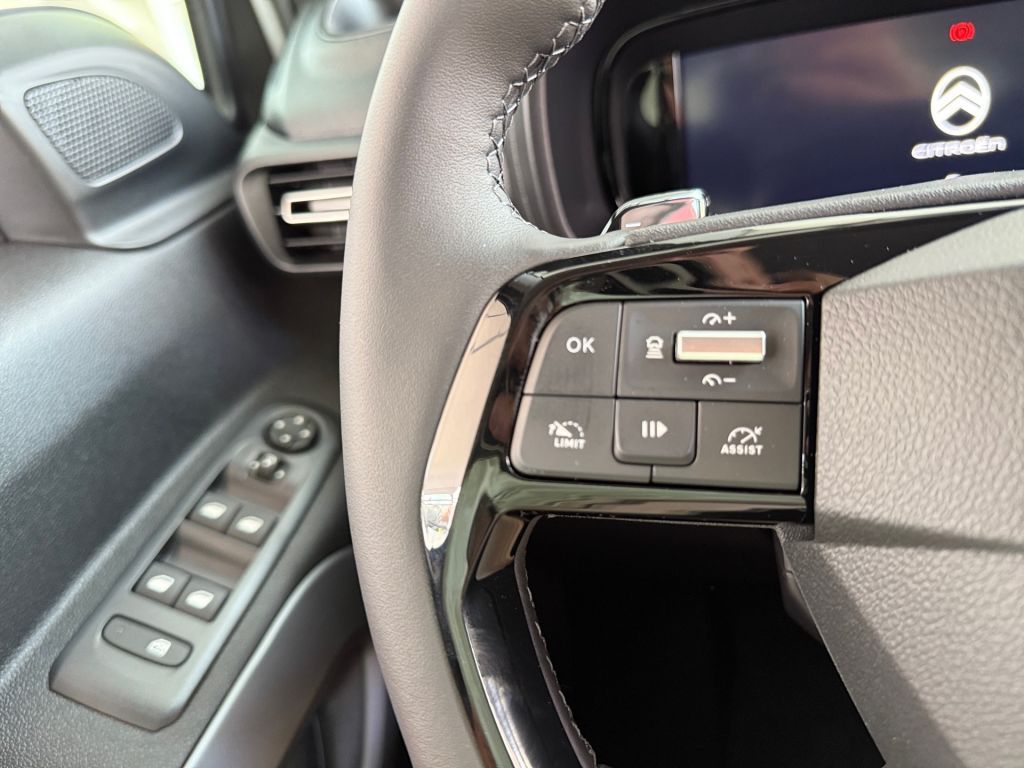 Fahrzeugabbildung Citroën Berlingo M BlueHDi 130 EAT8 MAX