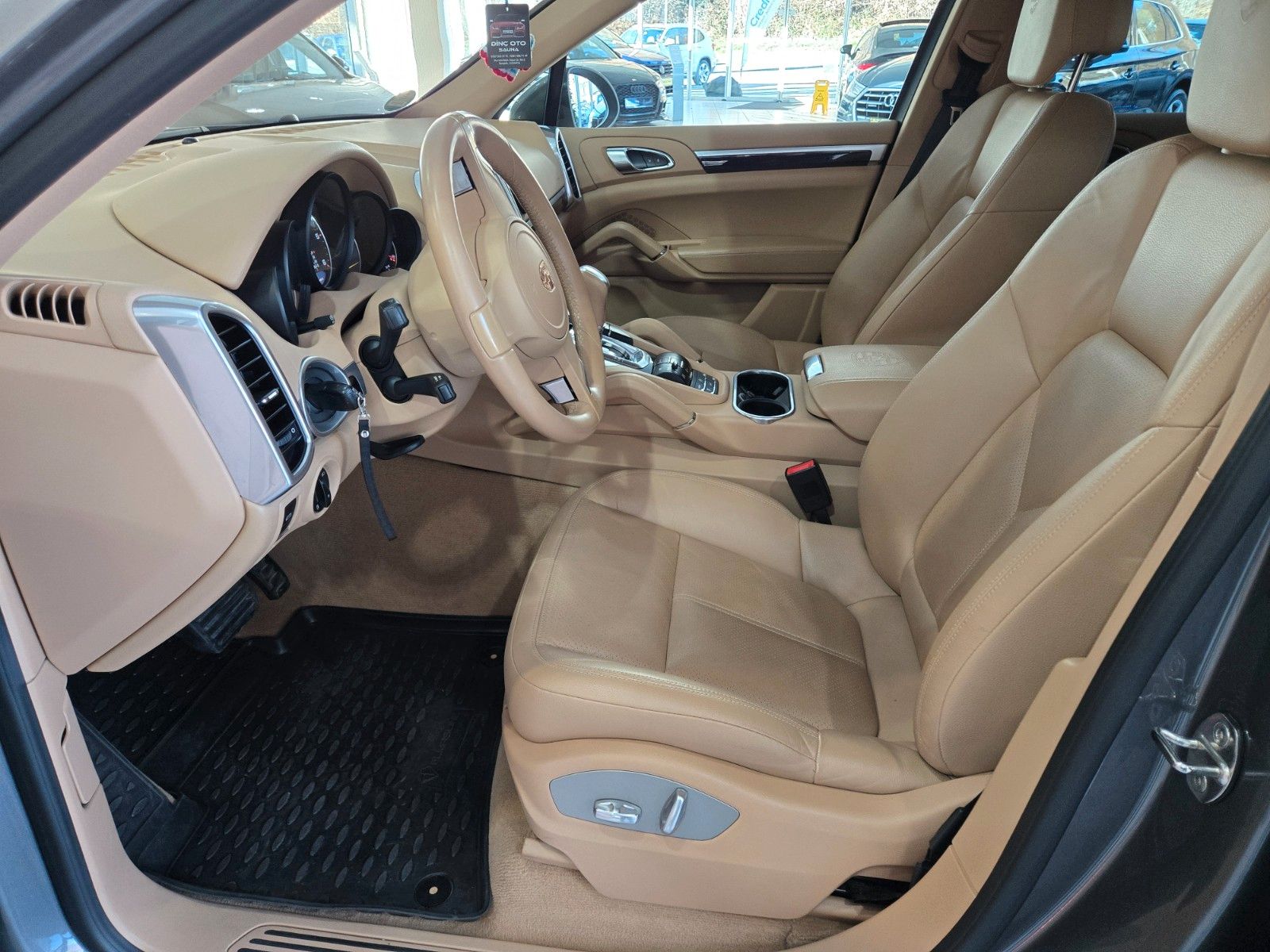 Fahrzeugabbildung Porsche Cayenne Diesel