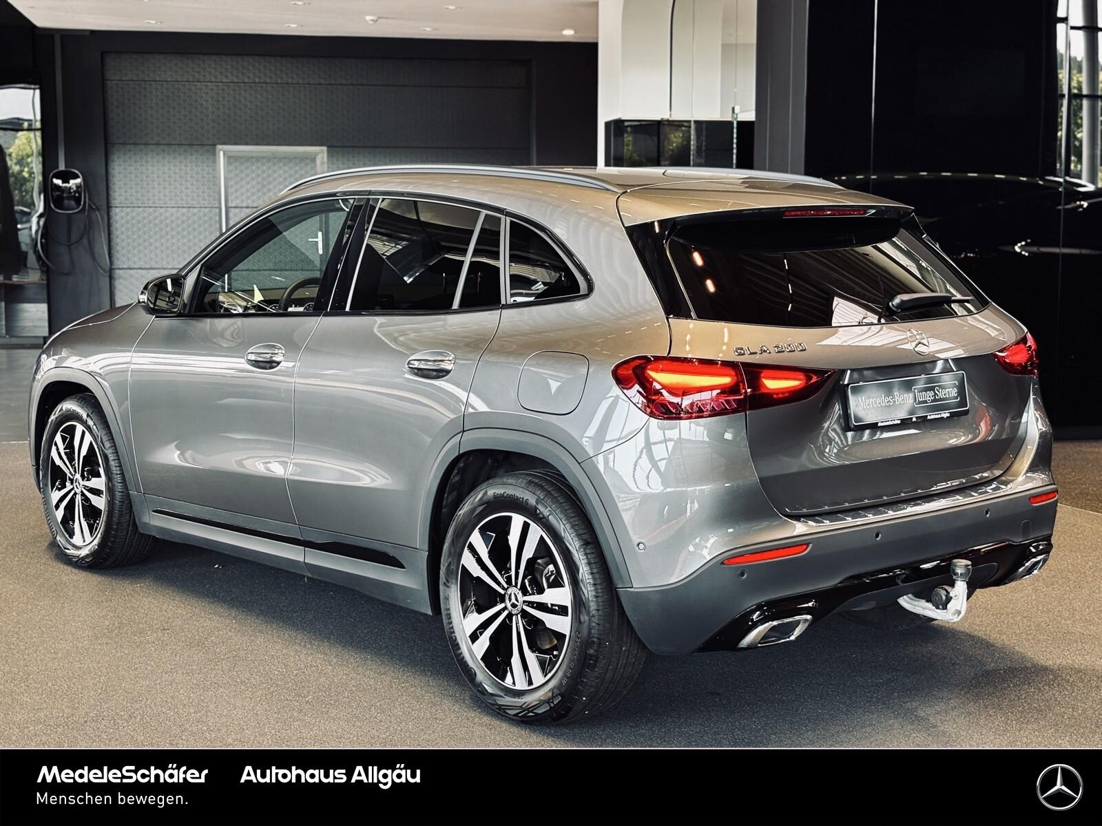 Mercedes-Benz GLA Progressive Night Distro AHK Keyless Amb, миниатюра 9