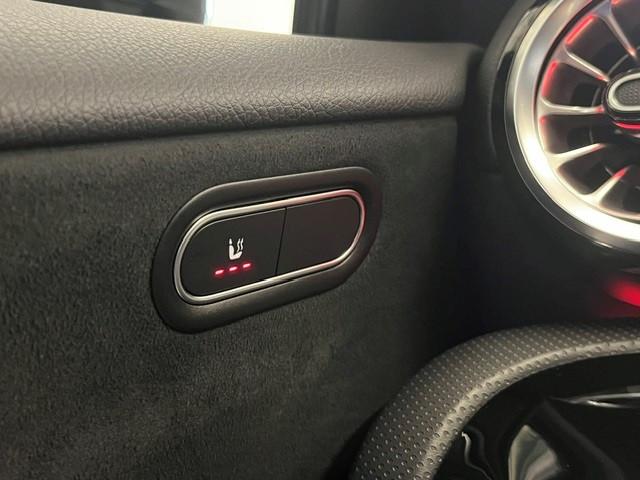 Mercedes-Benz A 250e AMG-Line Panorama Distronic Keyless Go