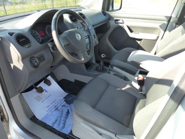 Volkswagen Caddy 2010 — photo 9