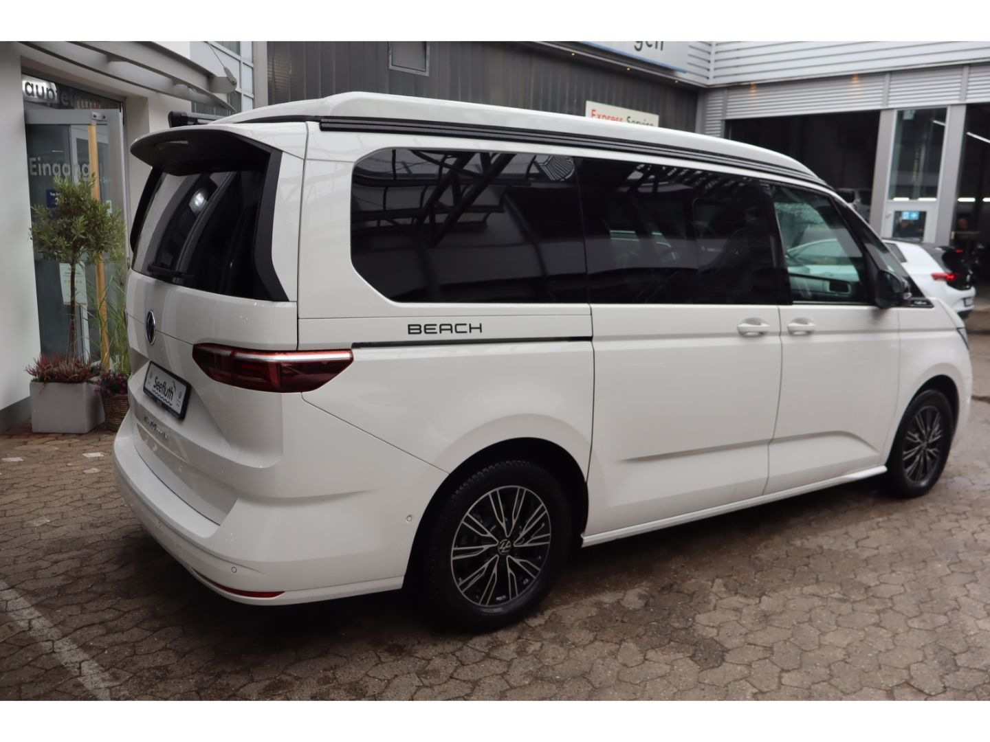 Volkswagen T7 California 2.0 TDI Beach Tour DSG Standhzg. M imagem 3