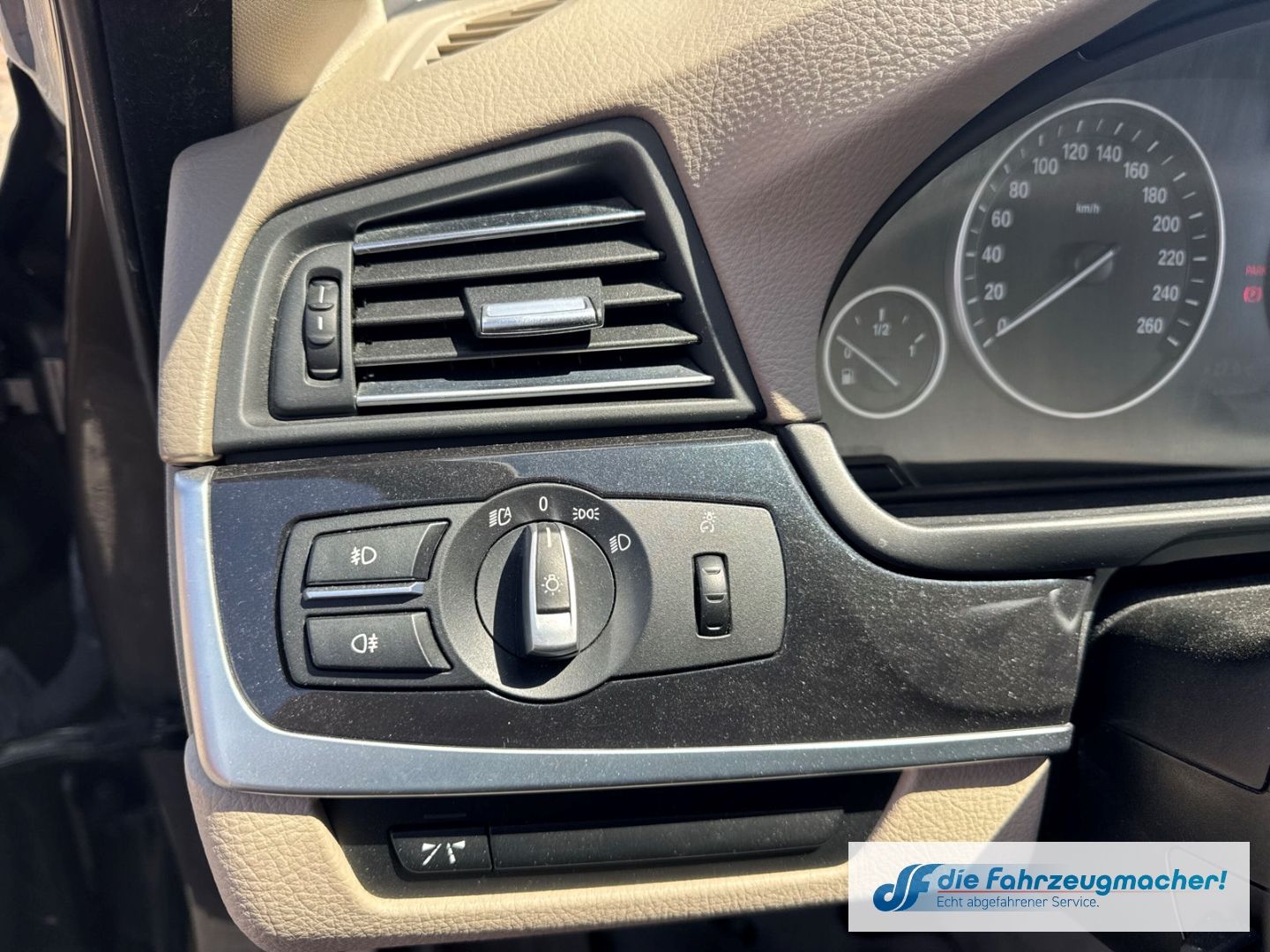 Fahrzeugabbildung BMW 523 i AHK-el. klappb. Navi Soundsystem *EXPORT