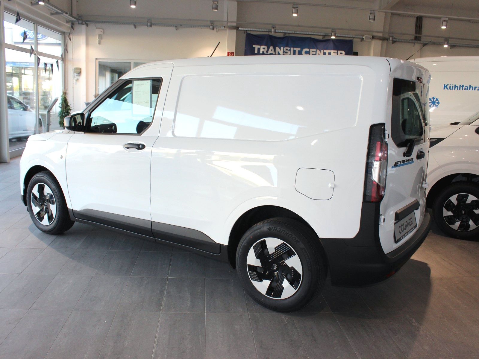 Fahrzeugabbildung Ford Transit Courier BEV Trend