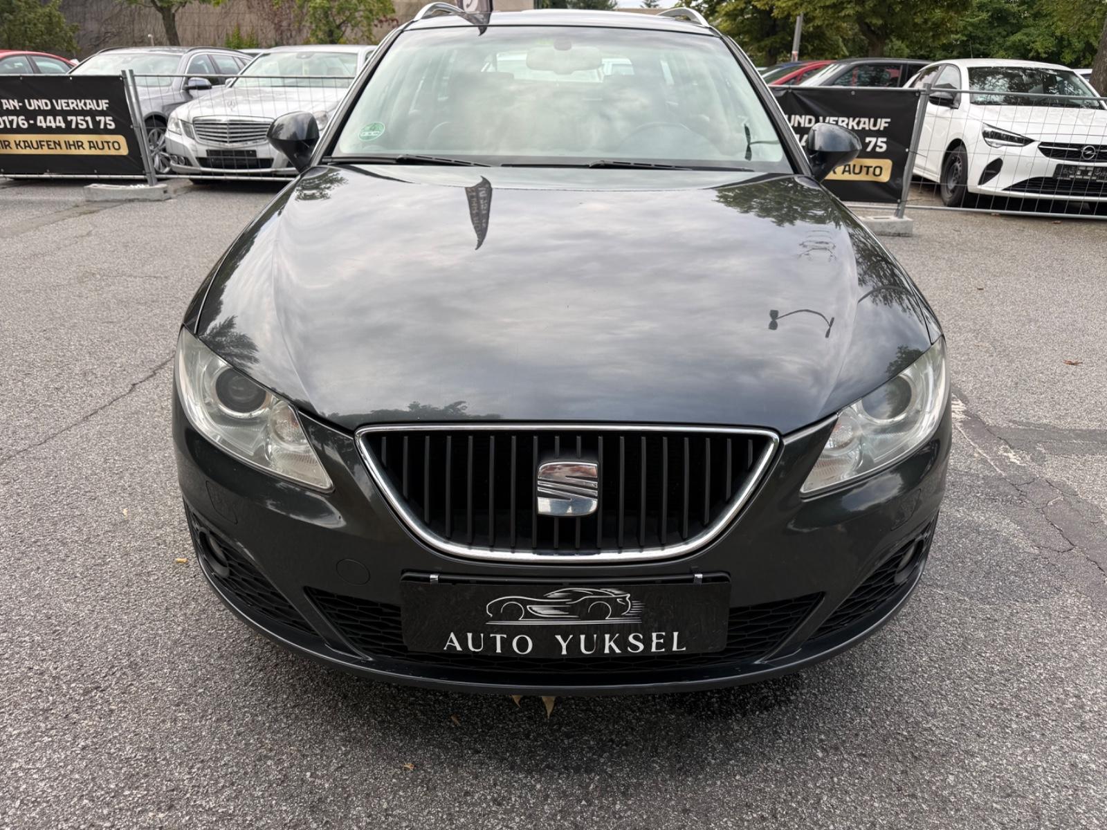 Seat Exeo 2011 — rear view