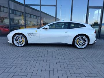 صورة 2 لـ 2020 Ferrari GTC4LUSSO