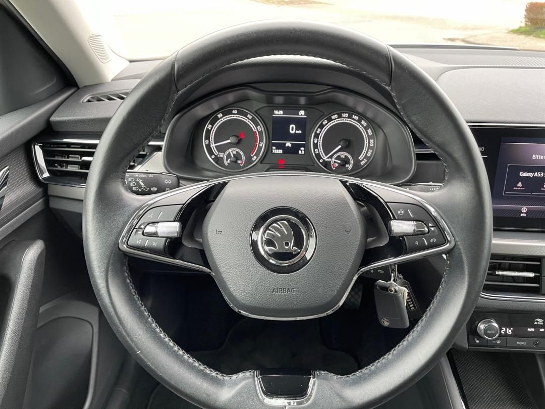 Kamiq 1,5 TSI Clever Kamera CarPlay 17" Sitzheiz