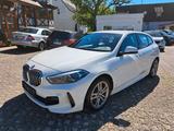 BMW 120i Lim. M Sport/Shadow-L*PDC*SPUR*LED*CARPLAY* - BMW 120: Weiß, mit Apple Carplay