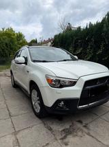 Mitsubishi ASX 1.8 DI-D+v 4WD Intense Intense neue TÜV  - Mitsubishi ASX mit Diesel-Antrieb: Geländewagen, 1.8
