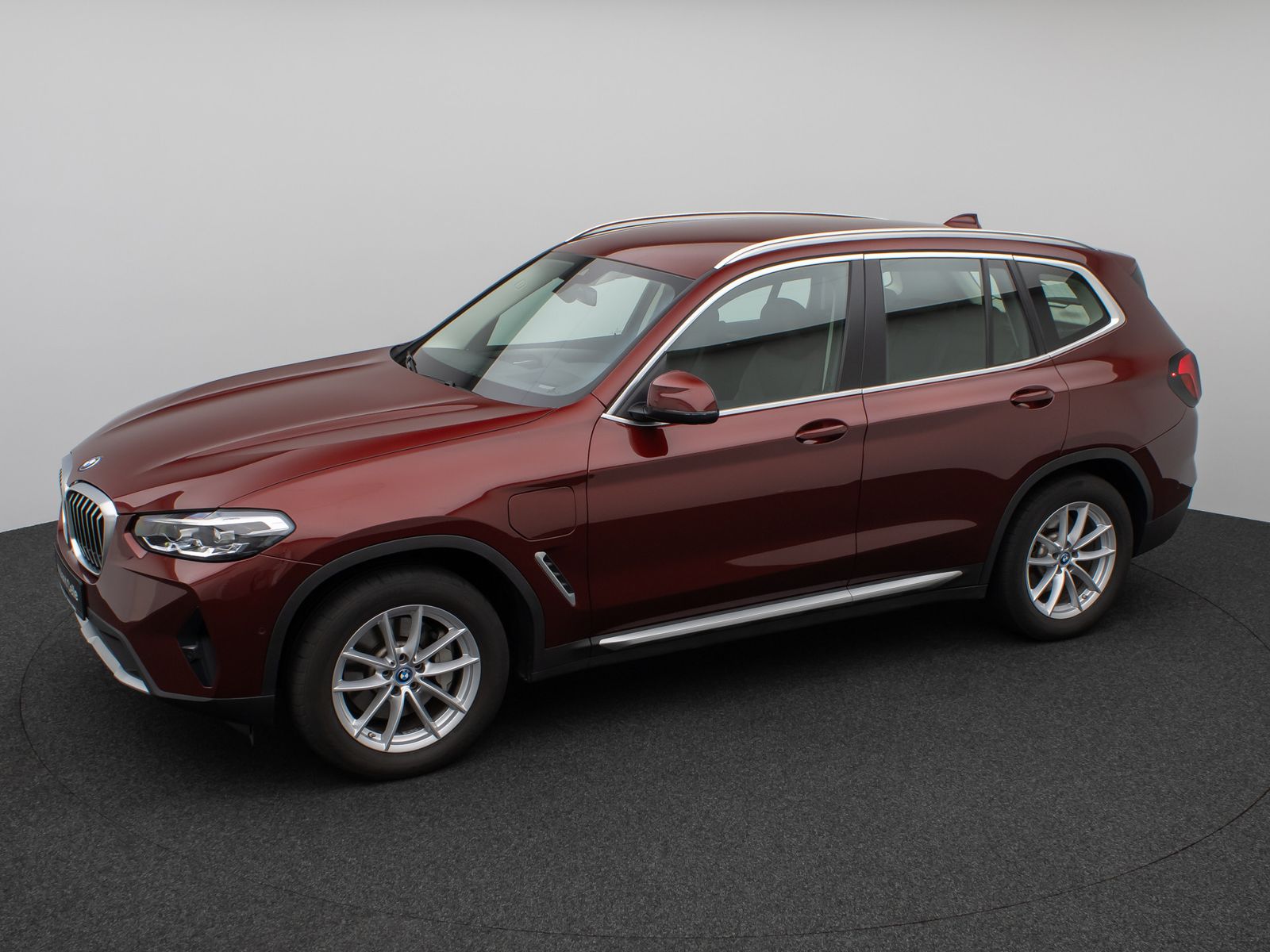 Fahrzeugabbildung BMW X3 xD30e Kamera HUD DAB AHK Sport Komfort Leder